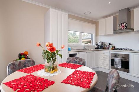 Property photo of 125 Pembroke Road Mooroolbark VIC 3138
