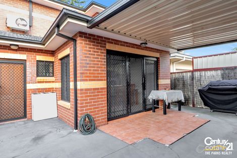Property photo of 1/10-12 Justin Street Smithfield NSW 2164