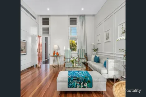 Property photo of 1/110 Main Street Kangaroo Point QLD 4169