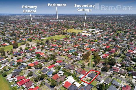 Property photo of 9 Woomera Avenue Keysborough VIC 3173