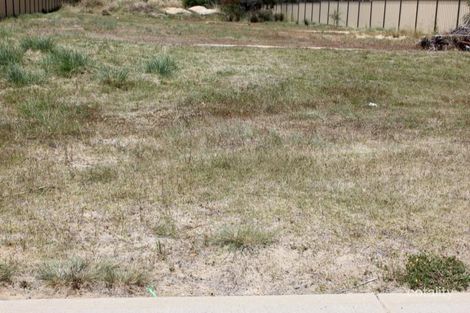 Property photo of 19 Murray Waters Boulevard South Yunderup WA 6208