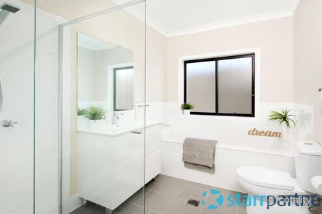 Property photo of 1 Macarthur Drive St Clair NSW 2759
