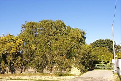 487 Safety Bay Rd, Safety Bay, WA 6169