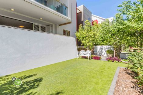 Property photo of 1/16 Coneflower Corner Churchlands WA 6018