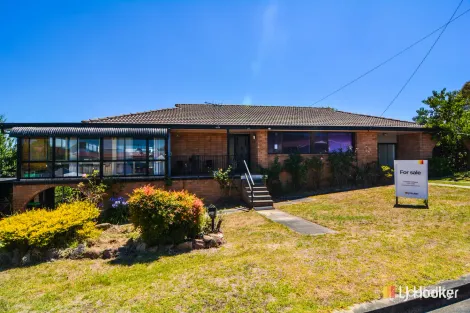 Property photo of 34 Outer Crescent Bowenfels NSW 2790
