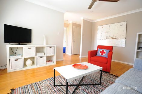 9 Calais Rd, Scarborough, WA 6019