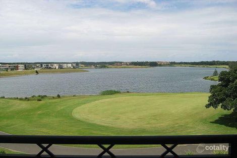 8326 Magnolia Dr E, Hope Island, QLD 4212