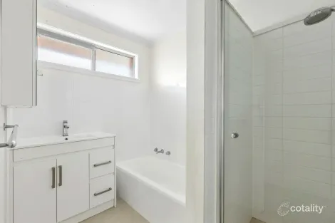 Property photo of 1 Lofty Court Corio VIC 3214
