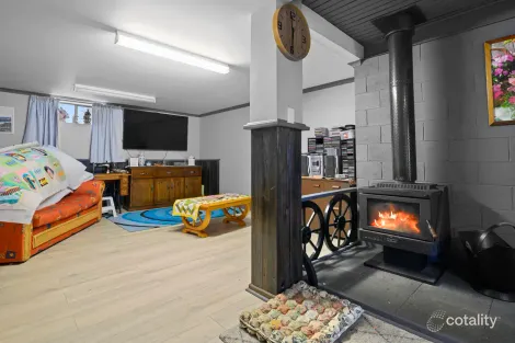 Property photo of 15 Boobyalla Drive Hellyer TAS 7321