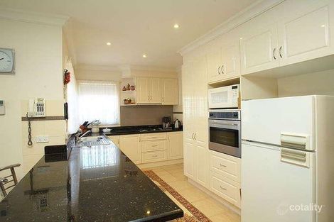 Property photo of 2/20 Baringa Street Mount Waverley VIC 3149