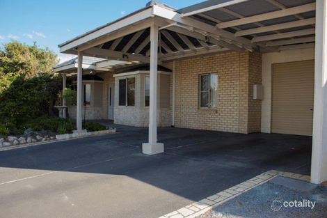 2 Seaview Ct, Port Denison, WA 6525