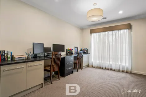 Property photo of 41 Vancleve Crescent Gisborne VIC 3437