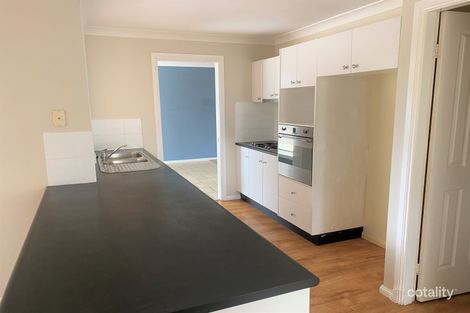 Property photo of 14 Ken McMullen Place Dubbo NSW 2830