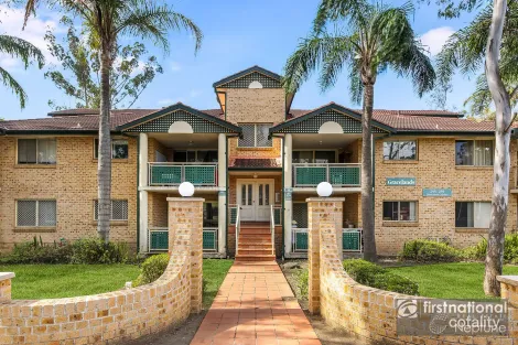 Property photo of 3/253-255 Dunmore Street Pendle Hill NSW 2145
