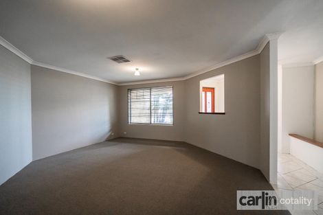 Property photo of 12 Oxalis Grove Beeliar WA 6164