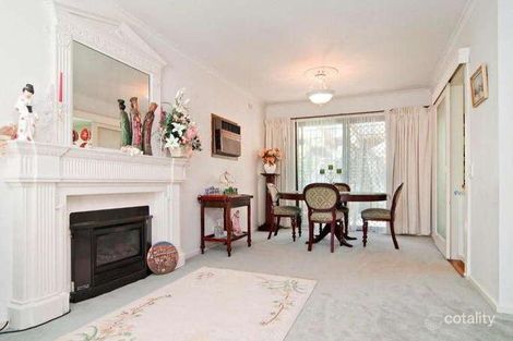 Property photo of 6 Zina Grove Mooroolbark VIC 3138