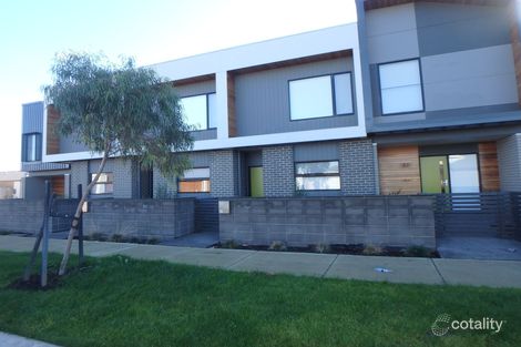 Property photo of 61 Seagrass Crescent Point Cook VIC 3030