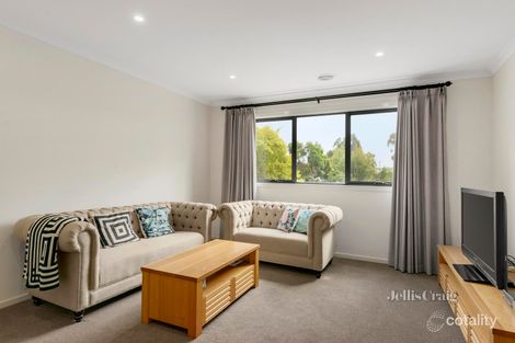 Property photo of 5 Kauri Grove Glen Waverley VIC 3150