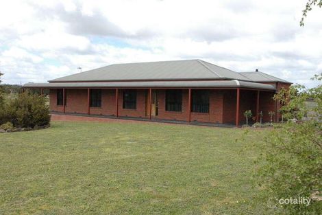 4 Mcdougall Dr, Magpie, VIC 3352