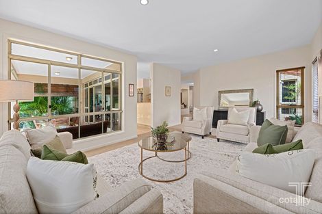 Property photo of 16 Adley Street Carindale QLD 4152