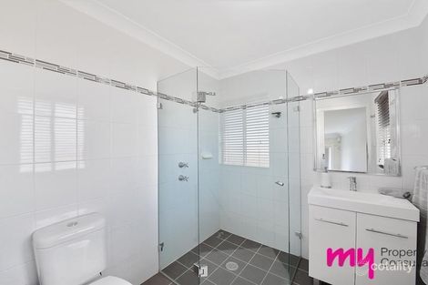 Property photo of 4 Laurieton Road Carnes Hill NSW 2171