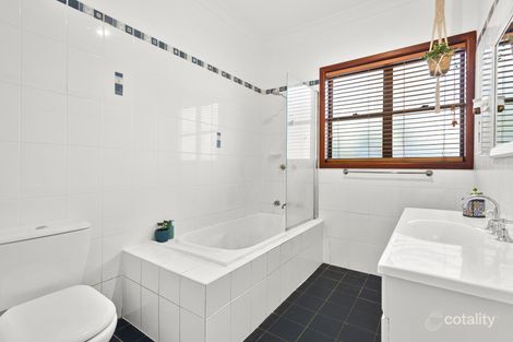 Property photo of 20 Avondale Road Dapto NSW 2530