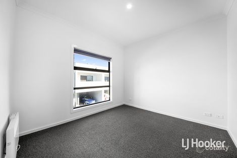 Property photo of 50/14 Outlook Way Sunbury VIC 3429