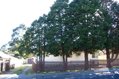 42 Clarke Rd, Hornsby, NSW 2077