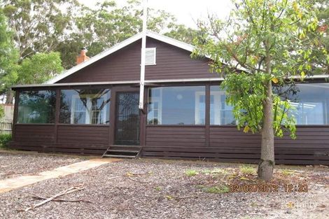 4 Essington Cl, Metung, VIC 3904