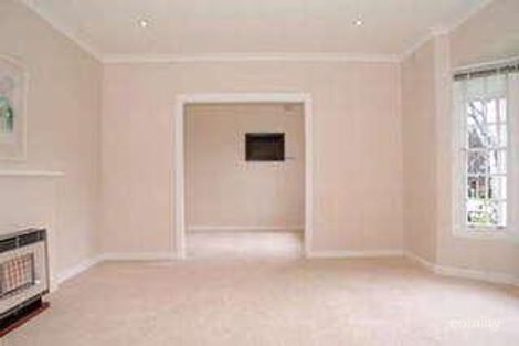 Property photo of 14 Carinya Crescent Rostrevor SA 5073