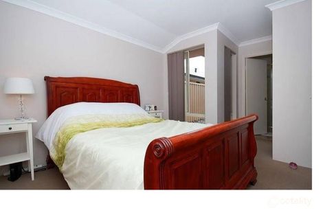Property photo of 135 Waldburg Drive Tapping WA 6065
