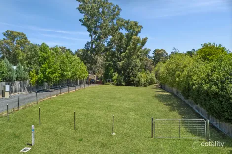 Property photo of 14 Golf Links Road Hepburn VIC 3461