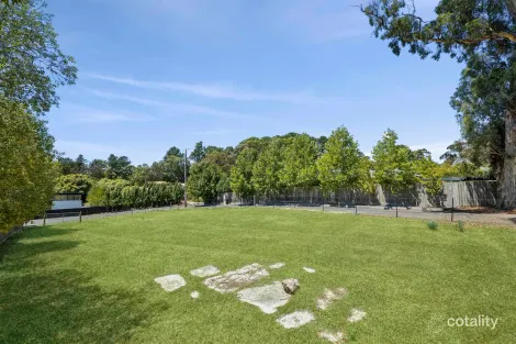 Property photo of 14 Golf Links Road Hepburn VIC 3461