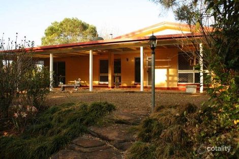 45 Russell Rd W, Lake Eacham, QLD 4884