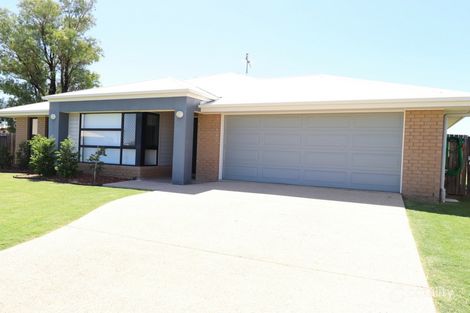 Property photo of 19 Highview Close Roma QLD 4455