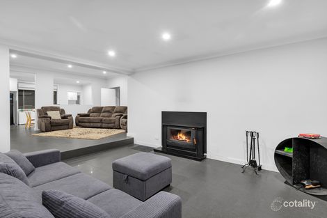 Property photo of 33 Stanley Road Devon Meadows VIC 3977
