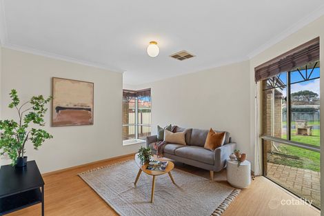 Property photo of 5 Monclair Court Meadow Springs WA 6210