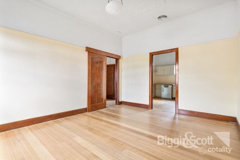 Property photo of 61 Albert Street Daylesford VIC 3460