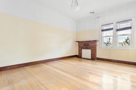 Property photo of 61 Albert Street Daylesford VIC 3460