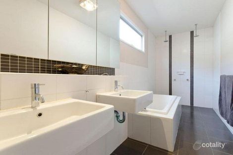 Property photo of 248 Bellerine Street South Geelong VIC 3220