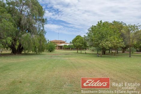 740 Cathedral Ave, Parkfield, WA 6233