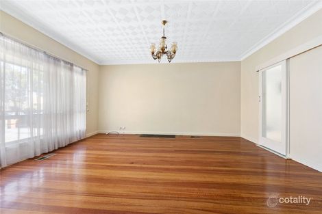 Property photo of 136 Parer Road Airport West VIC 3042