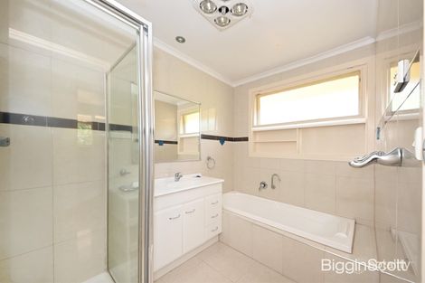 Property photo of 18 Camelot Drive Glen Waverley VIC 3150