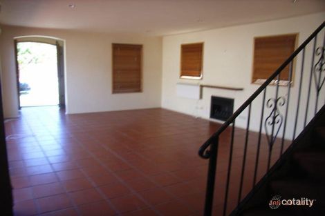 Property photo of 16 Rivergum Drive Mill Park VIC 3082