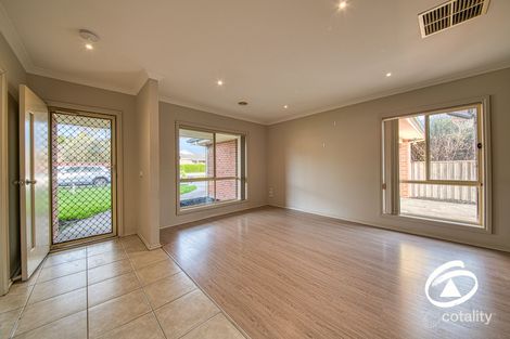 Property photo of 3 Atkinson Drive Berwick VIC 3806