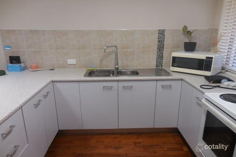 Property photo of 2/100 Amarina Avenue Mooloolaba QLD 4557