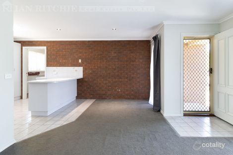 Property photo of 1/38 Jackling Drive Lavington NSW 2641