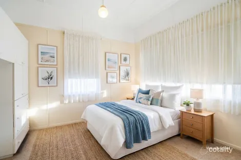 Property photo of 76 Grattan Terrace Manly QLD 4179