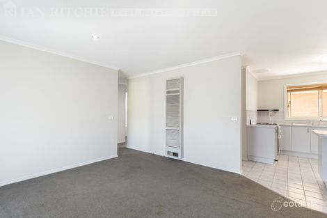 Property photo of 1/38 Jackling Drive Lavington NSW 2641