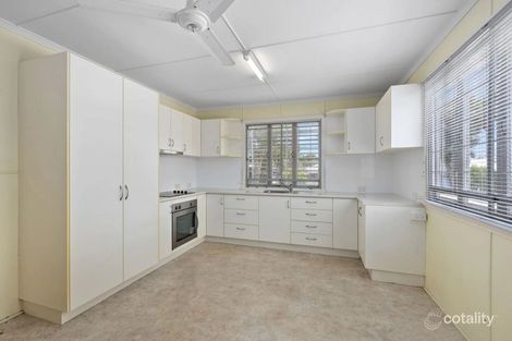 Property photo of 39 Coronation Avenue Golden Beach QLD 4551